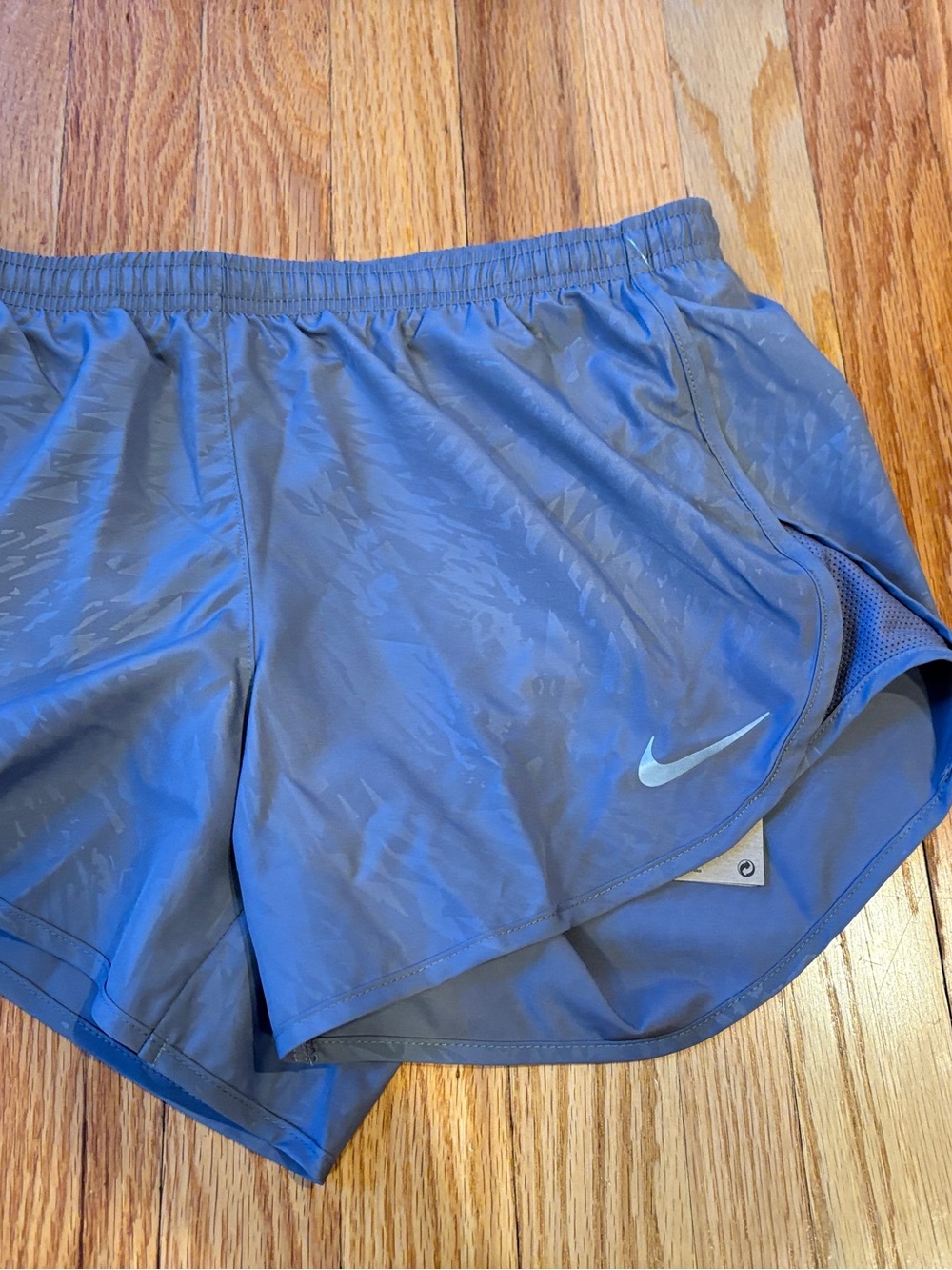 Nike 3” Mid Rise Running Shorts Women’s Small  New W Tags 831281-056